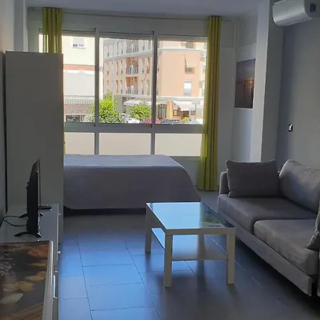 Estudio Centro Daire Nerja